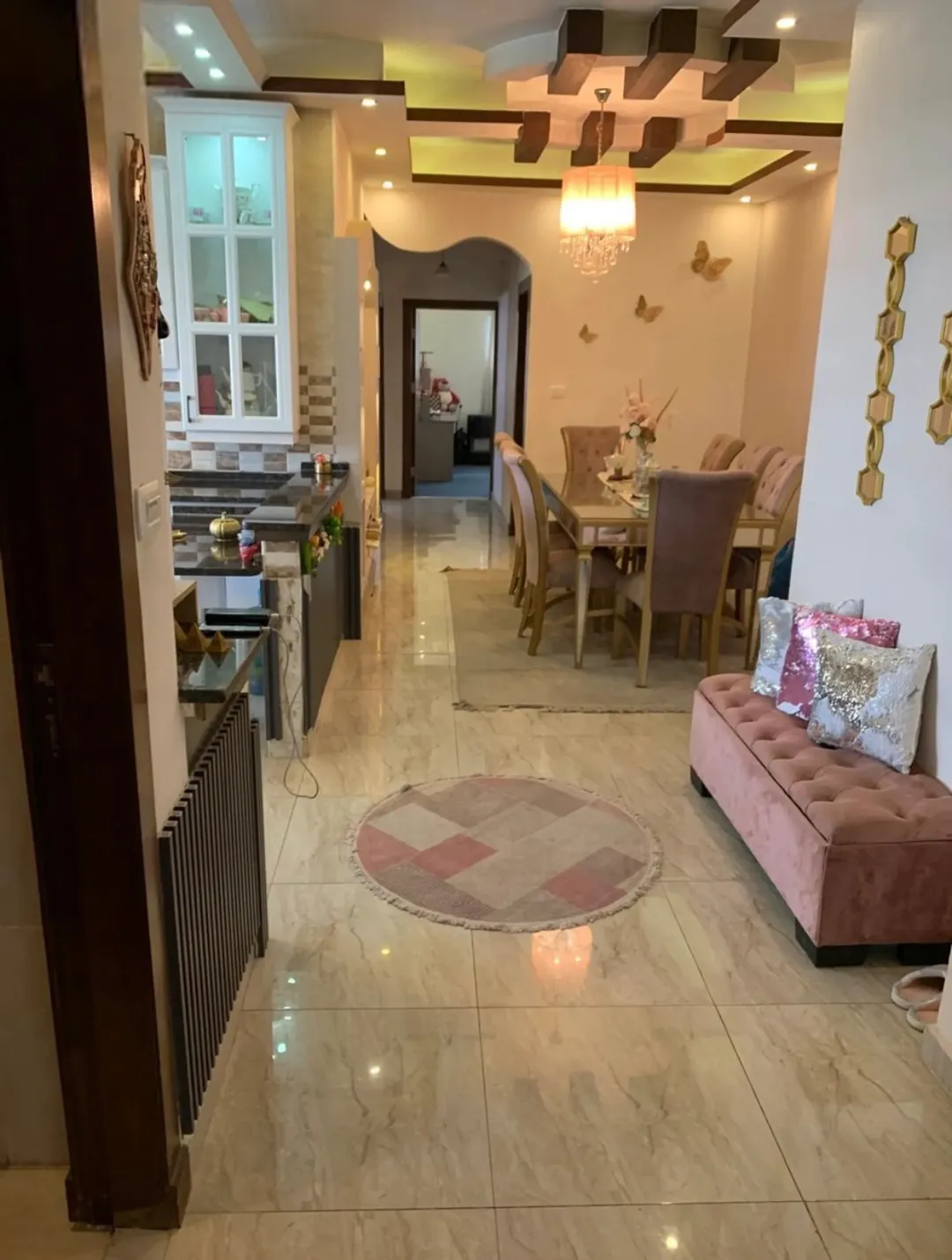 Distinctive apartment for urgent sale at an attractive price