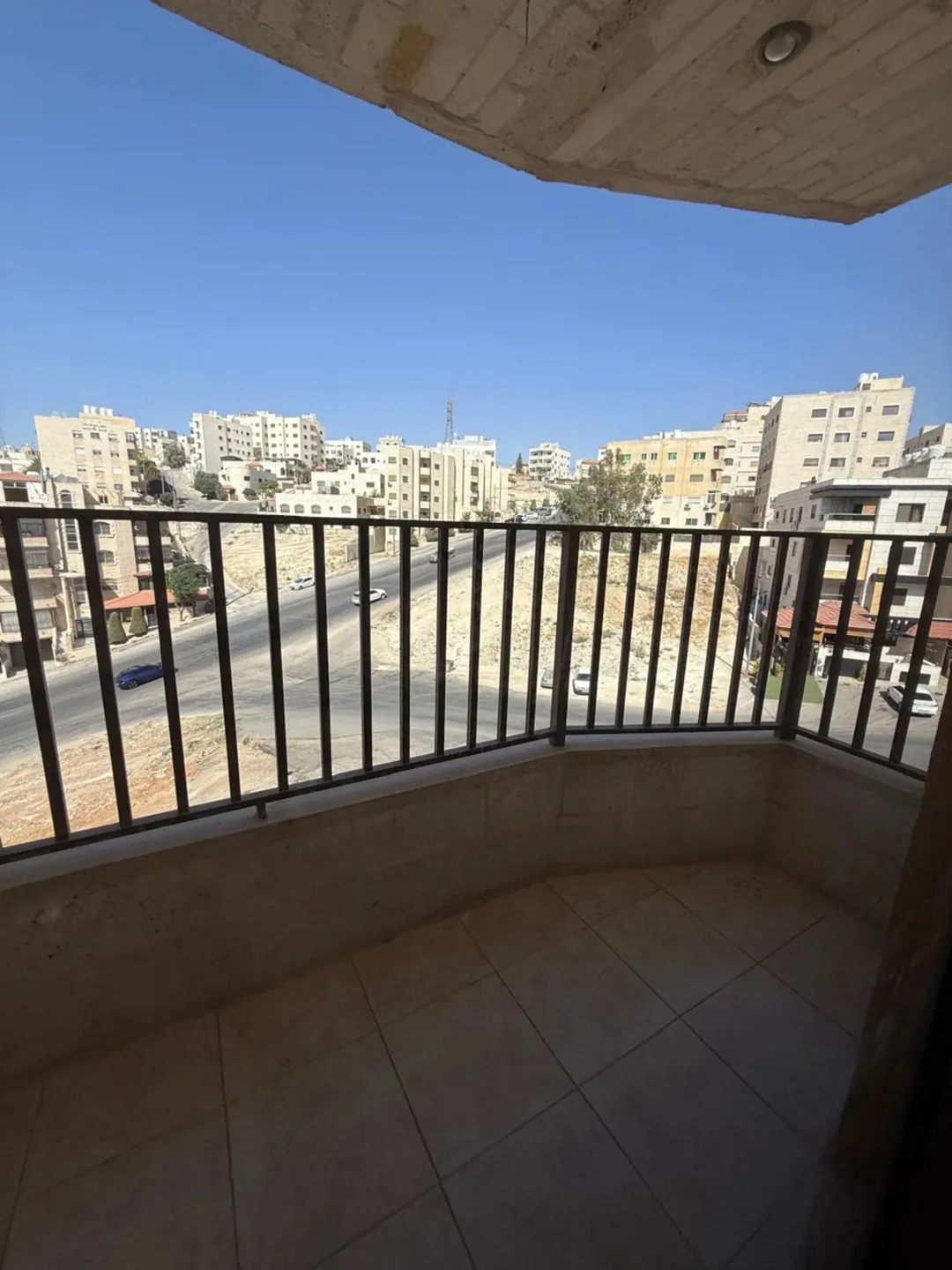شقة للبيع في أبو علندا – إسكان الكهرباء – إطلالة مميزة