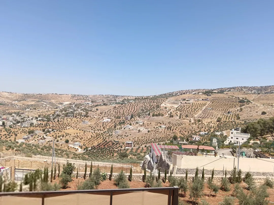 مزرعه مميزه بأجمل مواقع المصطبه