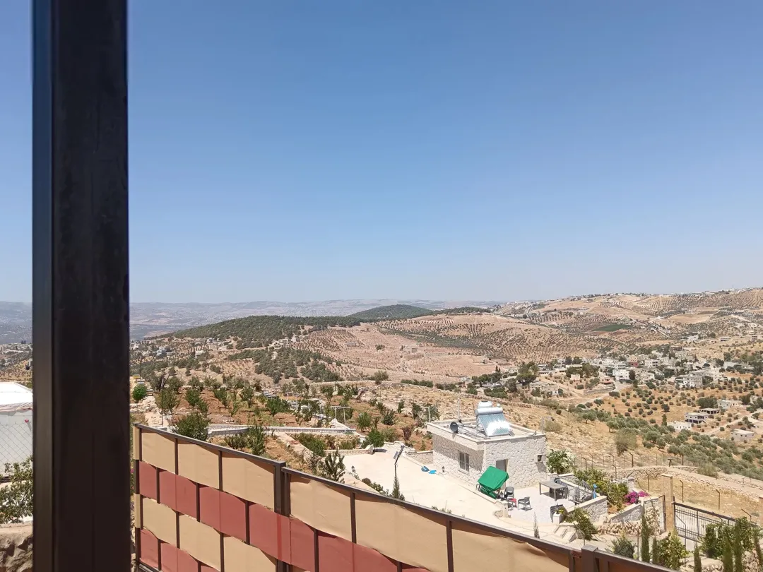 مزرعه مميزه بأجمل مواقع المصطبه