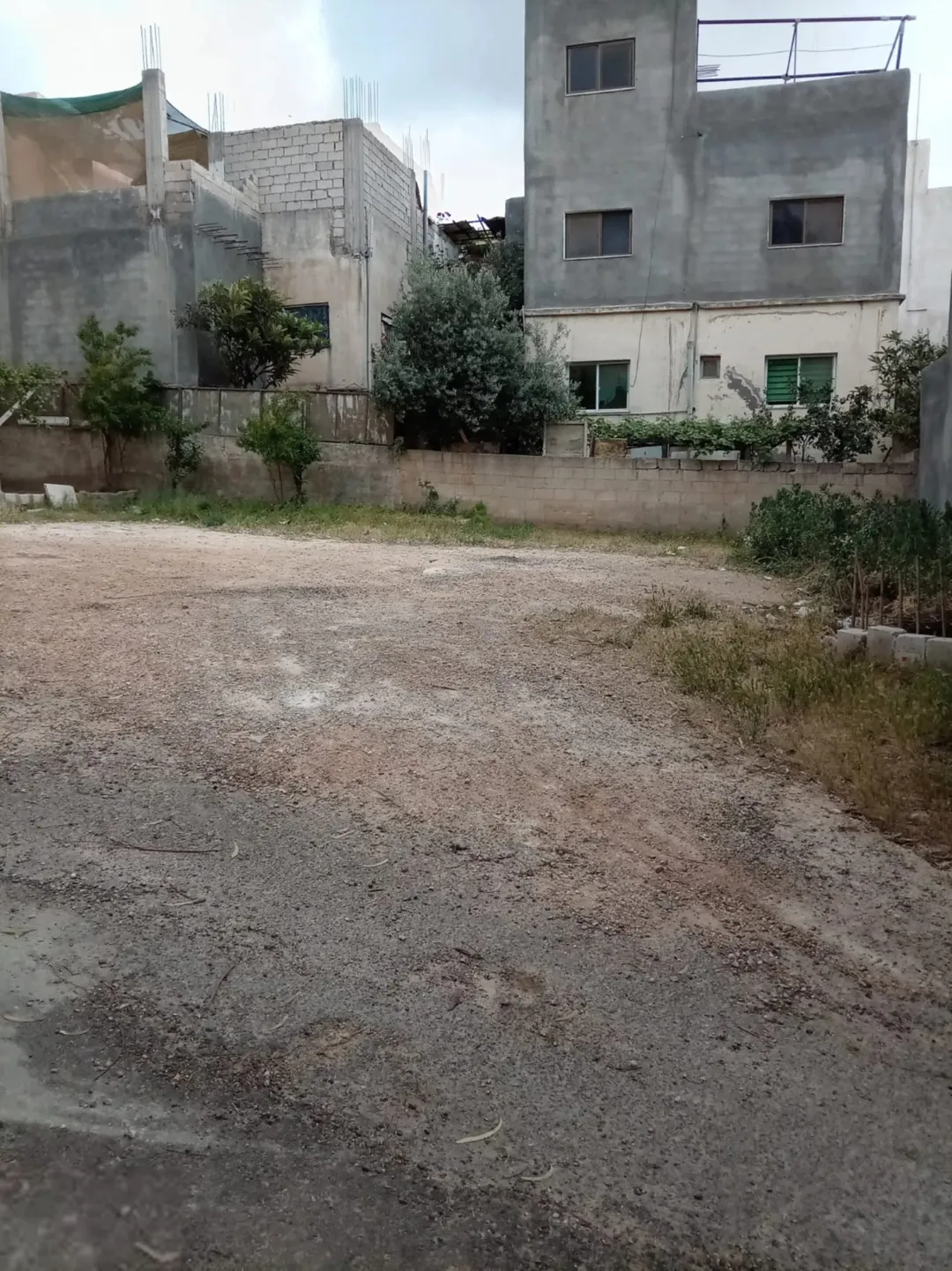 أرض سكنية مميزة للبيع في مدينة السلط – محافظة البلقاء