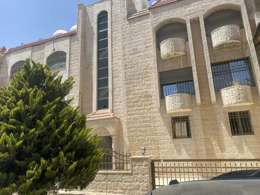 بيت طابقين وتسويه في طبربور