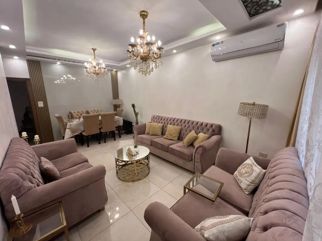 شقة للبيع ( بأرقى مناطق مرج الحمام ) طريق المطار خلف كليه لومنيوس