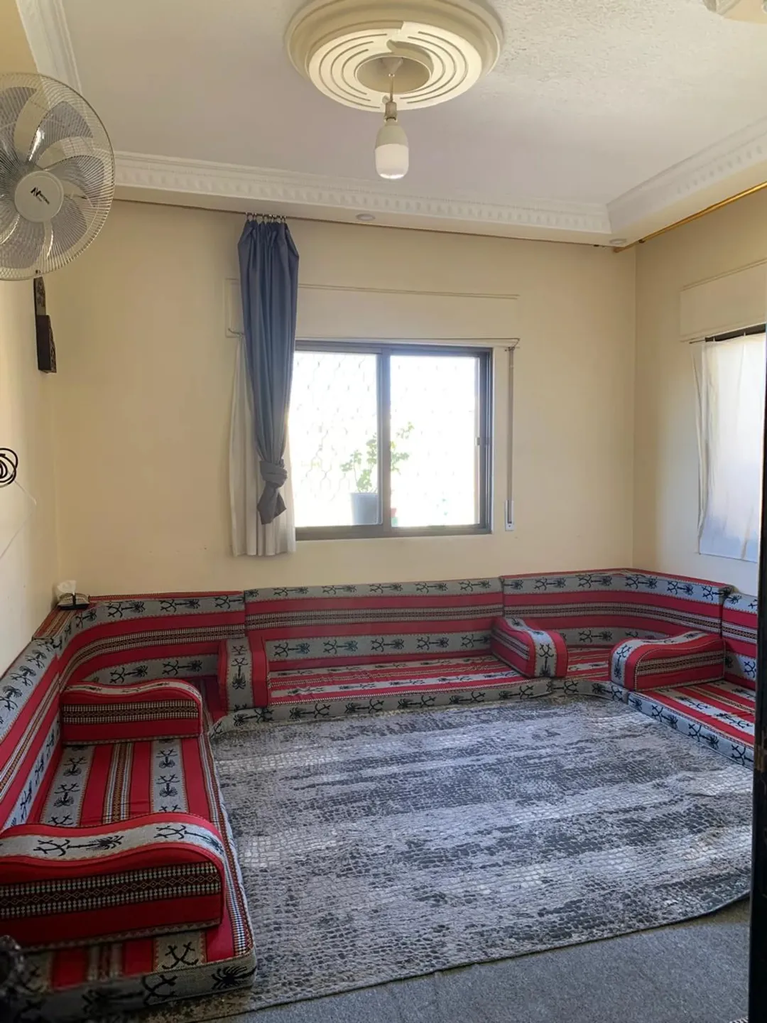 شقة للبيع بجانب مدرسة ام نوارة