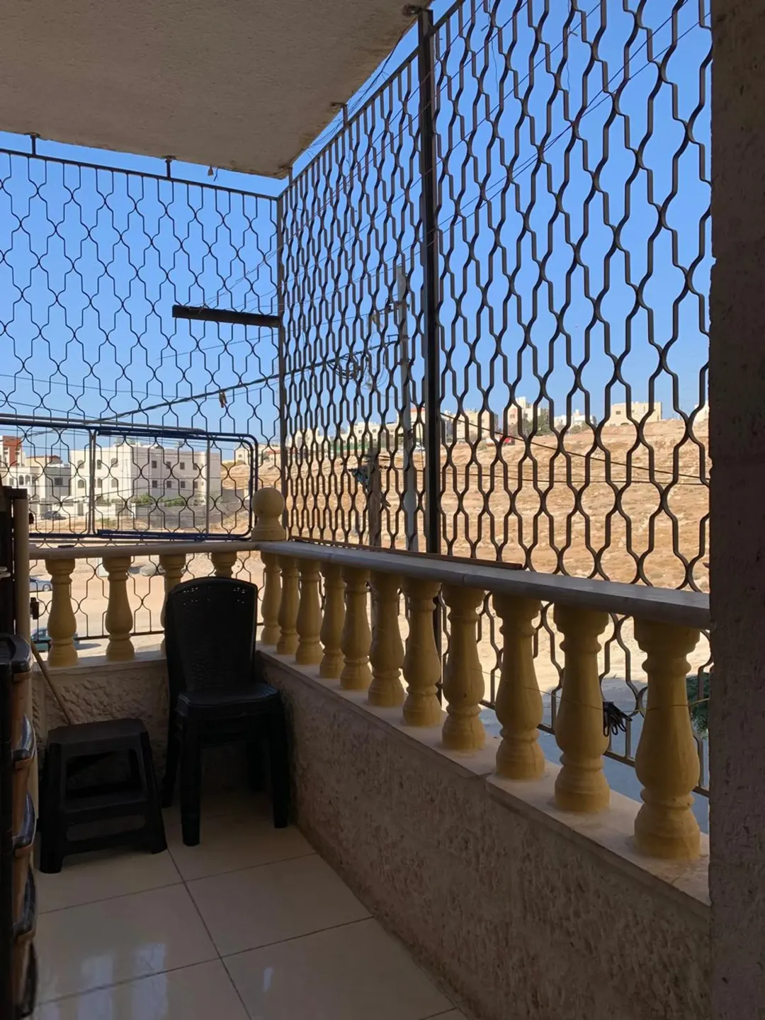 شقة للبيع بجانب مدرسة ام نوارة