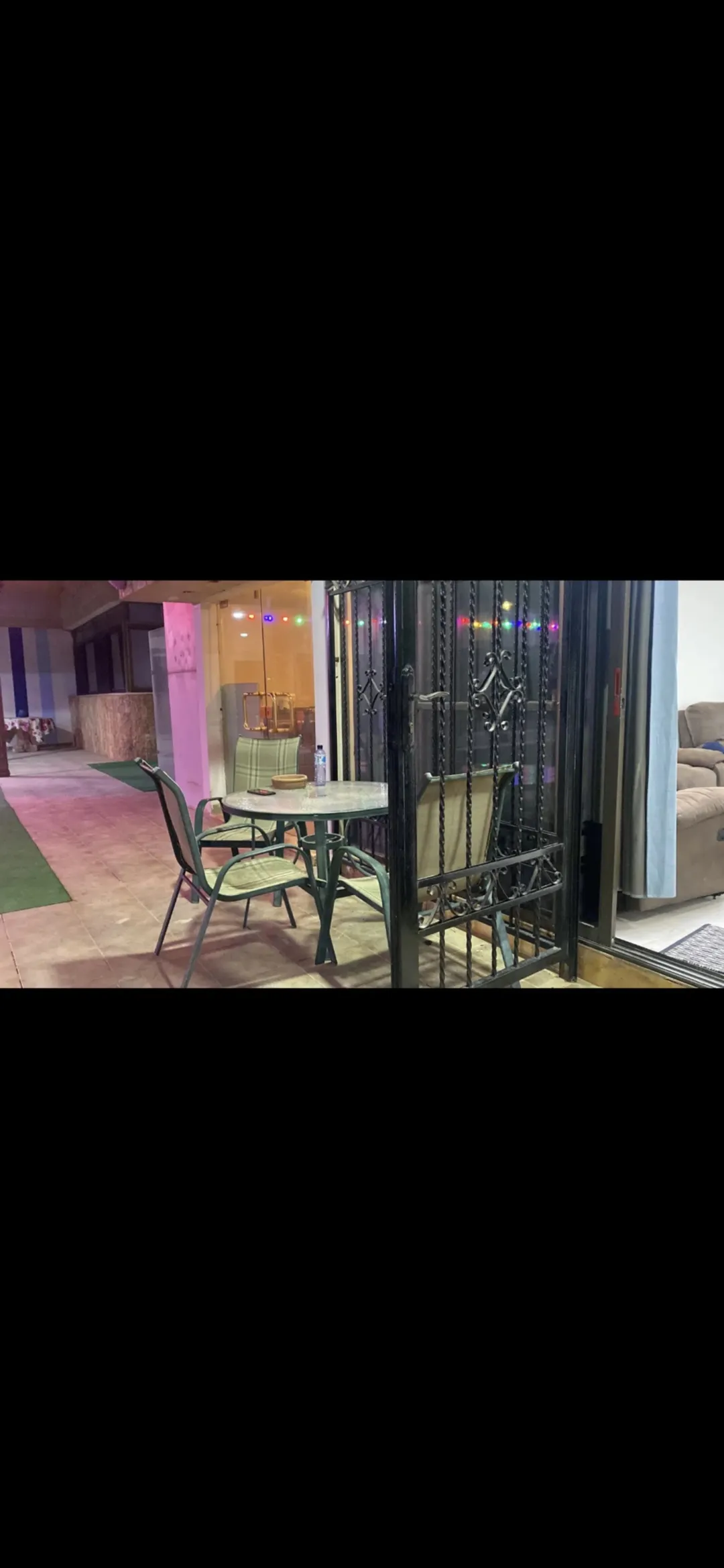 شاليه فاخر على شاطئ البحر الميت في كمباوند أو البدال