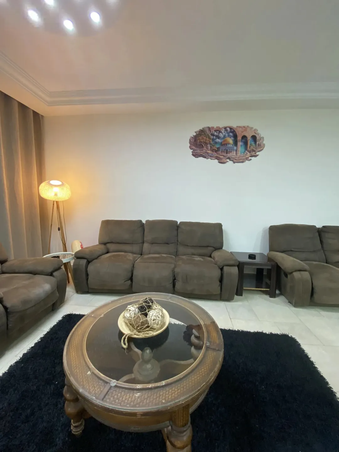 شاليه فاخر على شاطئ البحر الميت في كمباوند أو البدال