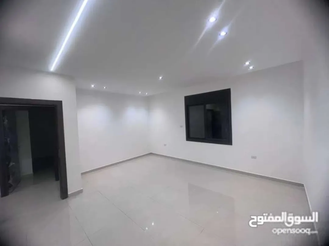 شقة مميزة للبيع في أبو نصير – عمان