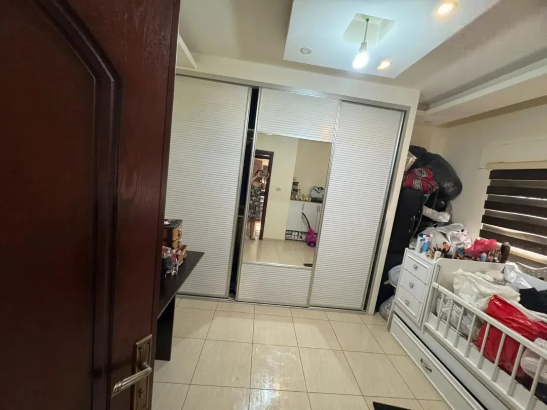 شقة فاخرة جاهزة للسكن في أم أذينة عمّان