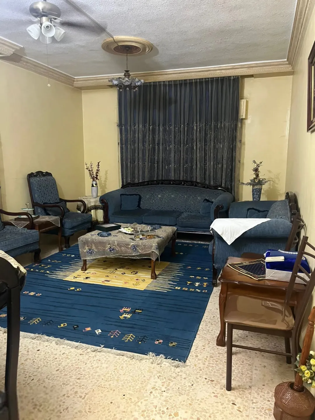 شقة للبيع في منطقة الجاردنز – عمان