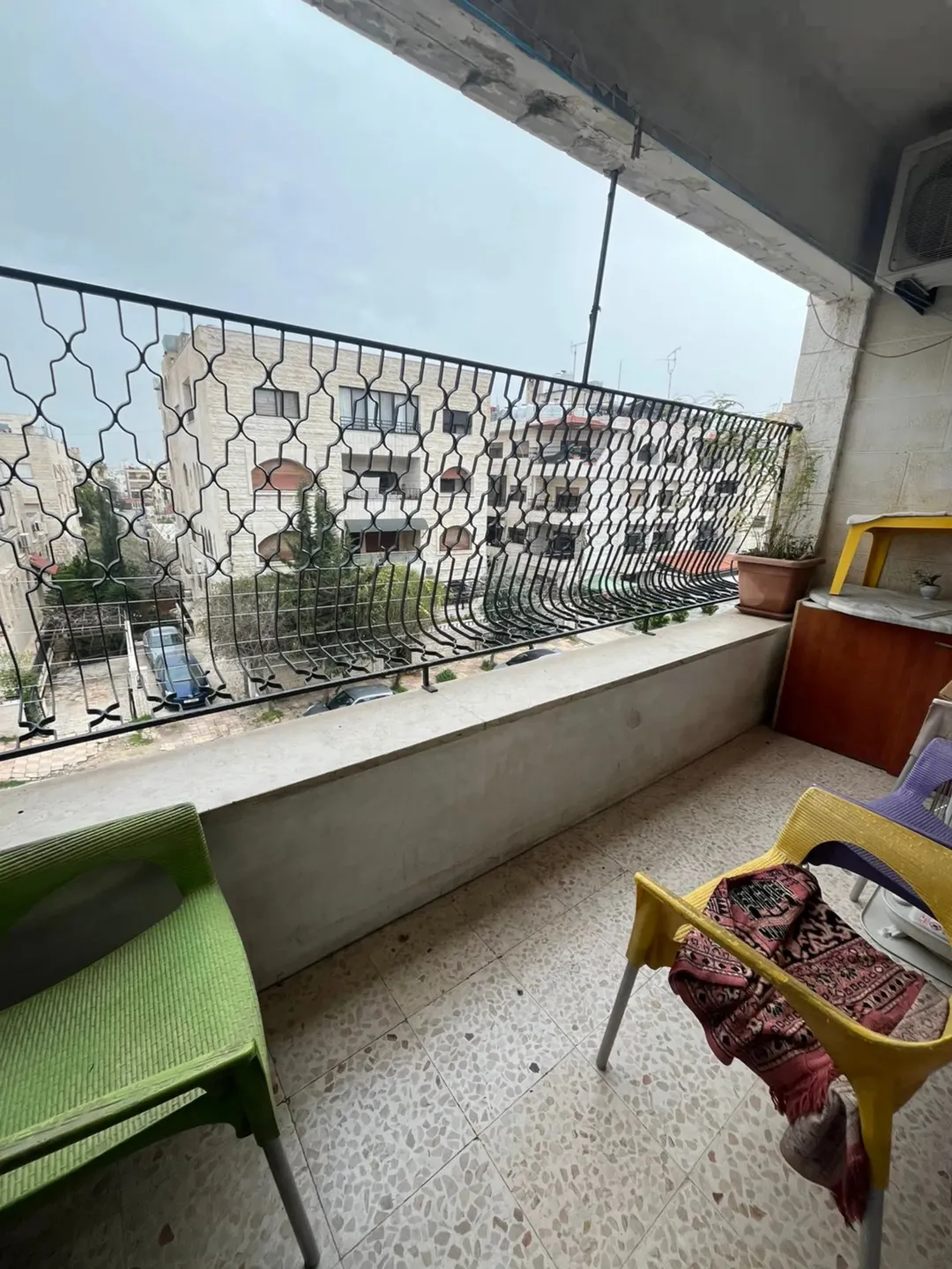 شقة للبيع في منطقة الجاردنز – عمان