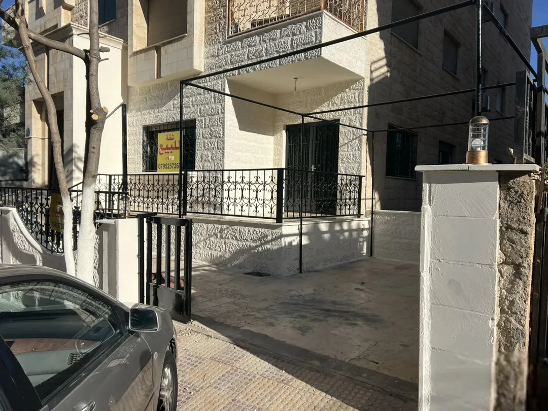 شقة مجددة بالكامل للبيع في المدينة الرياضية – حي الخرابشة