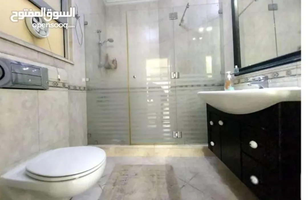 شقة فاخرة للإيجار السنوي في دير غبار – عمان الاردن | ID 718657