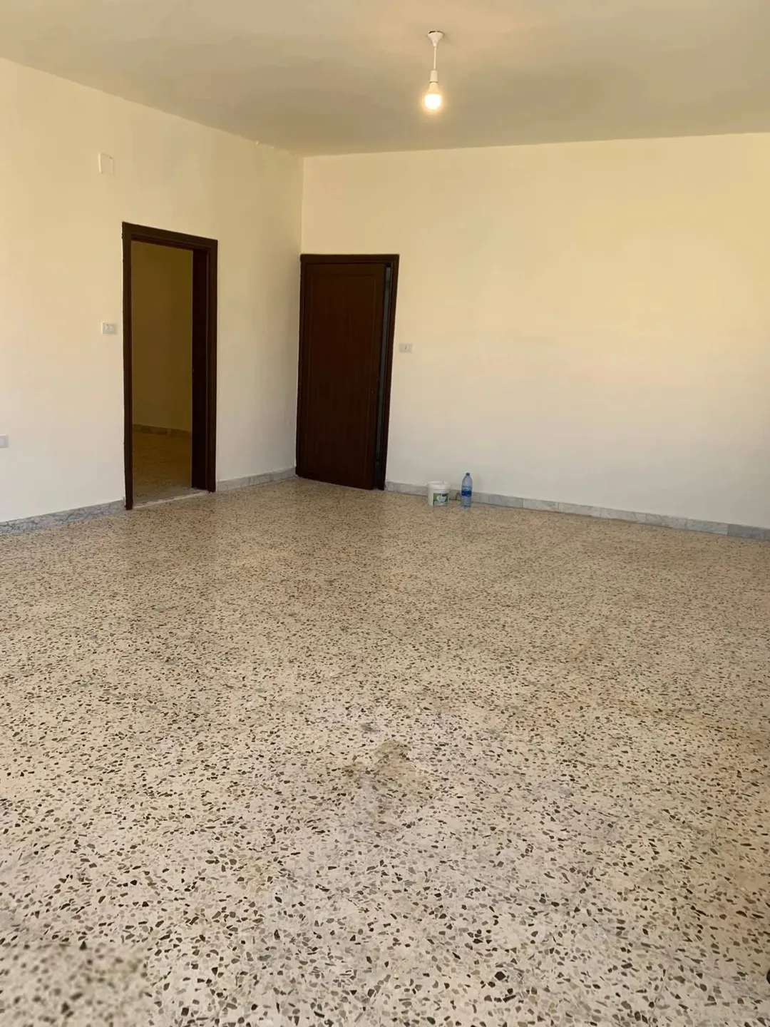 شقة للبيع ماركا الشماليه حي العبدللات