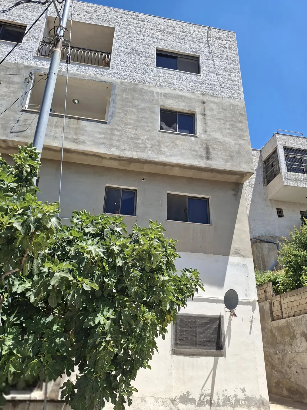 عمارة للبيع في البيادر – عمان