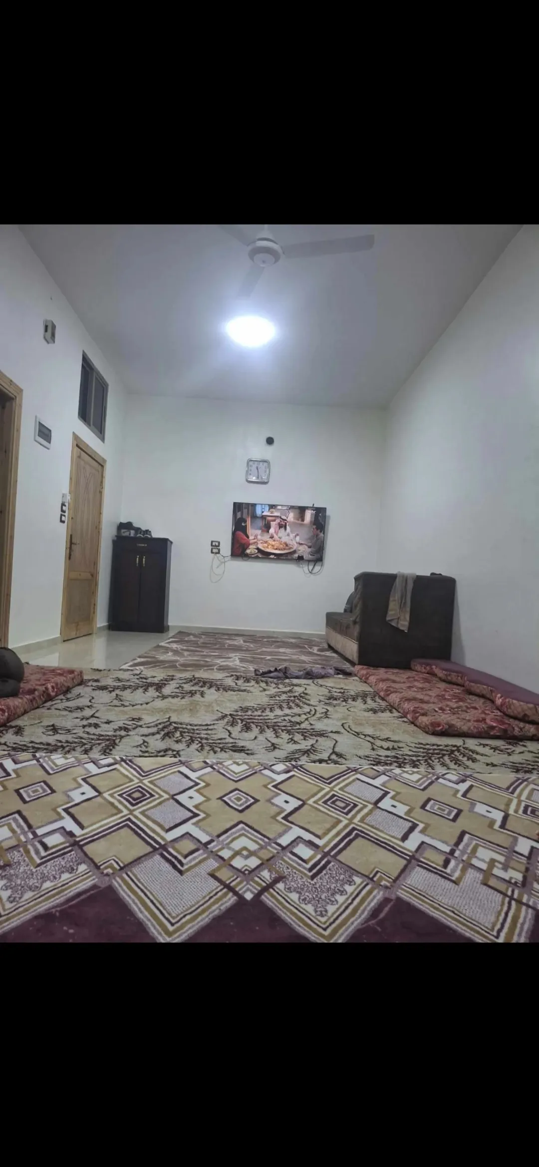 منزل سبر ديلوكس علا شارعين مرخص جديد كوشان مستقل غرب محطه بانزين ابو عليم وسترادزرقاء 300 متر