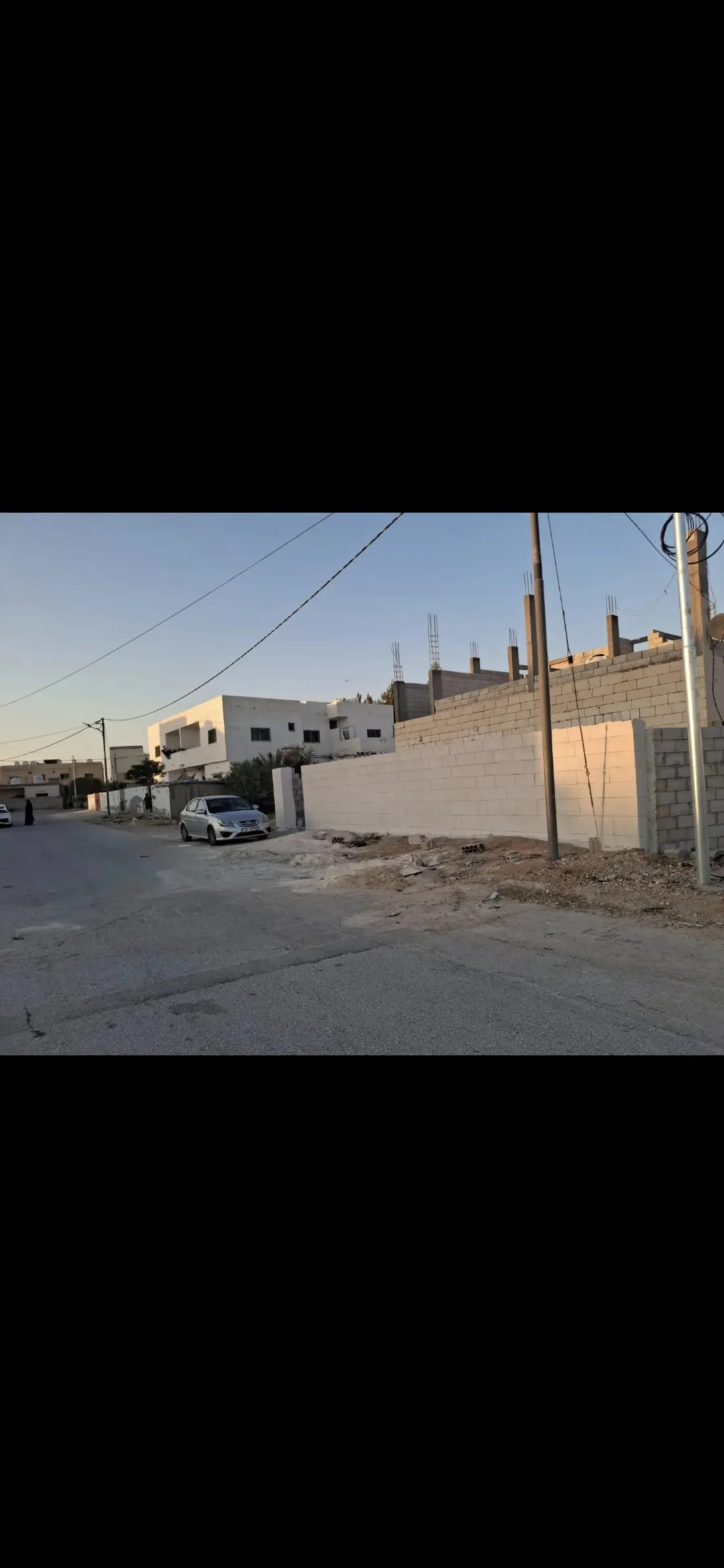 منزل سبر ديلوكس علا شارعين مرخص جديد كوشان مستقل غرب محطه بانزين ابو عليم وسترادزرقاء 300 متر