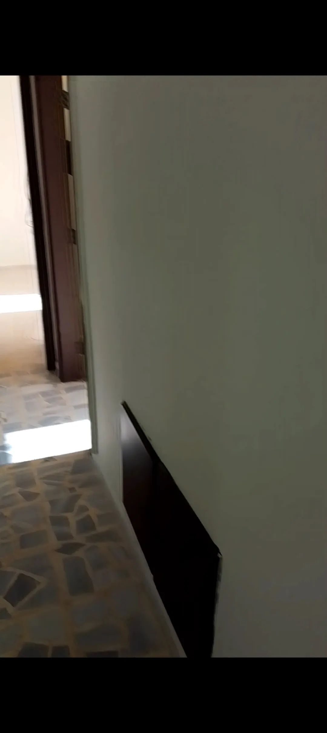 شقة فاخرة للبيع في قلب الهاشمي الشمالي