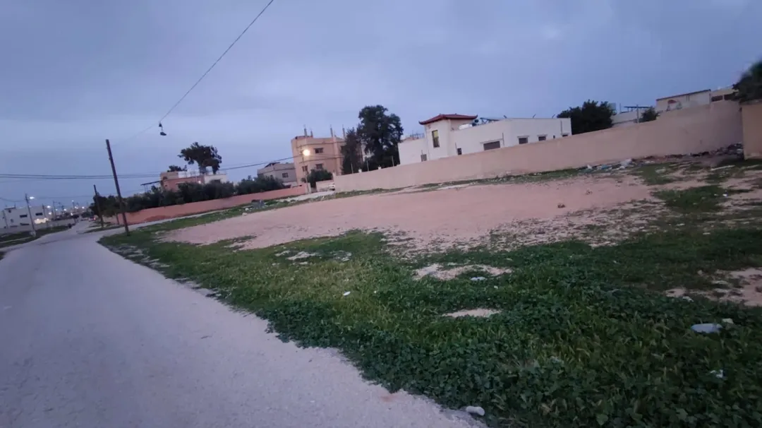 قطعة أرض فاخرة في قلب الضليل