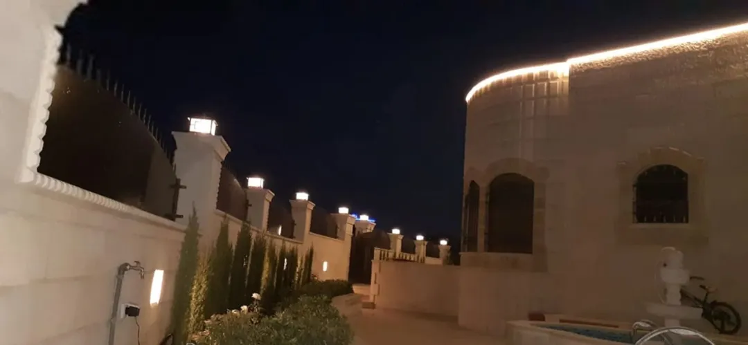 منزل واسع للبيع في الزرقاء – ضاحية المدينة المنورة