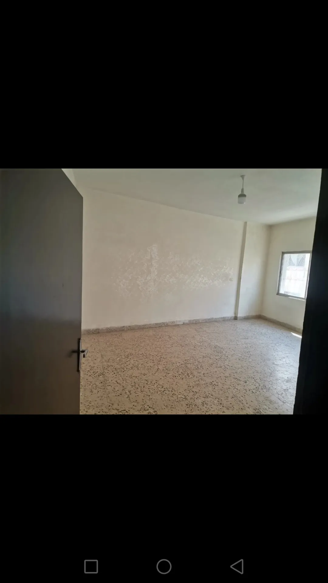 شقة بالزرقاء للبيع بسعر حرق