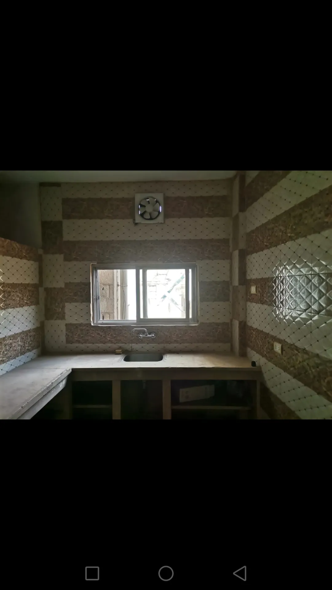 شقة بالزرقاء للبيع بسعر حرق