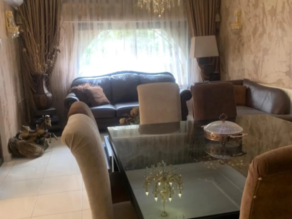 شقة مفروشة طابق أرضي ساحرة