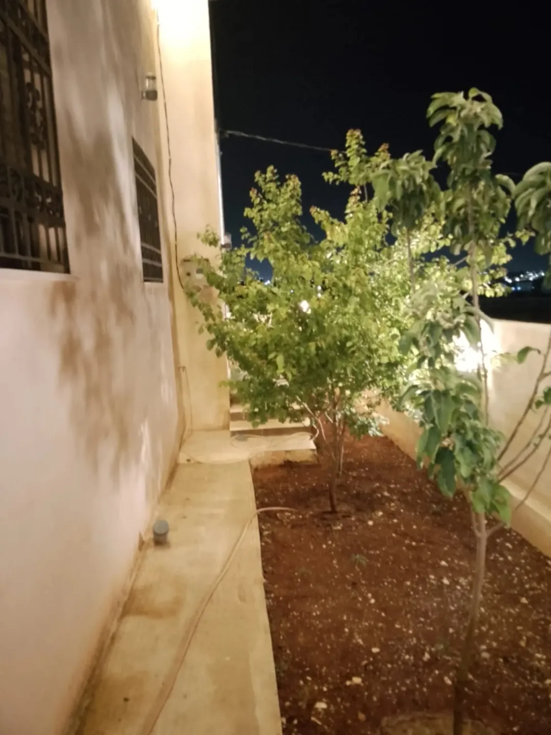 منزل مستقل للبيع في إربد – سال