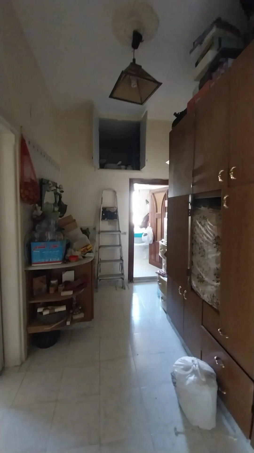 عمارة 3 طوابق للبيع في قوشان مساحة واسعة