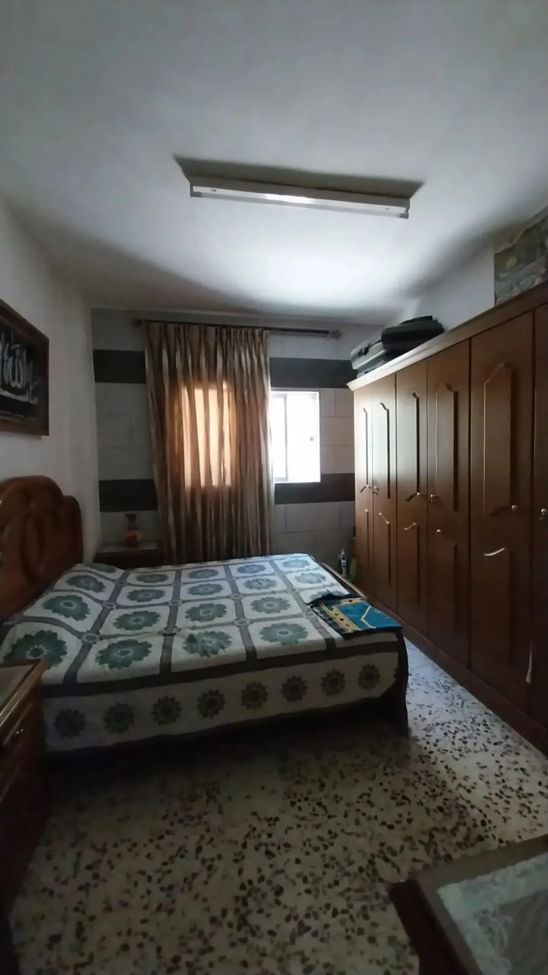 عمارة 3 طوابق للبيع في قوشان مساحة واسعة