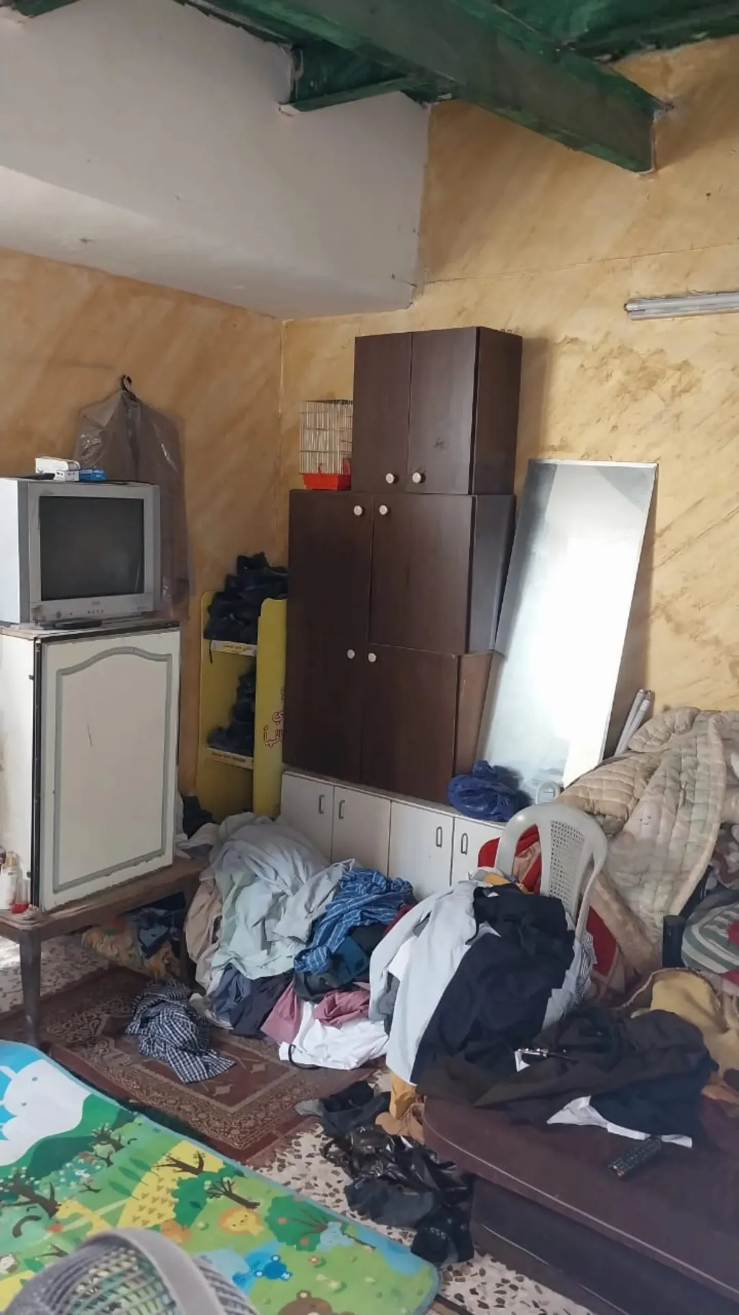 عمارة 3 طوابق للبيع في قوشان مساحة واسعة