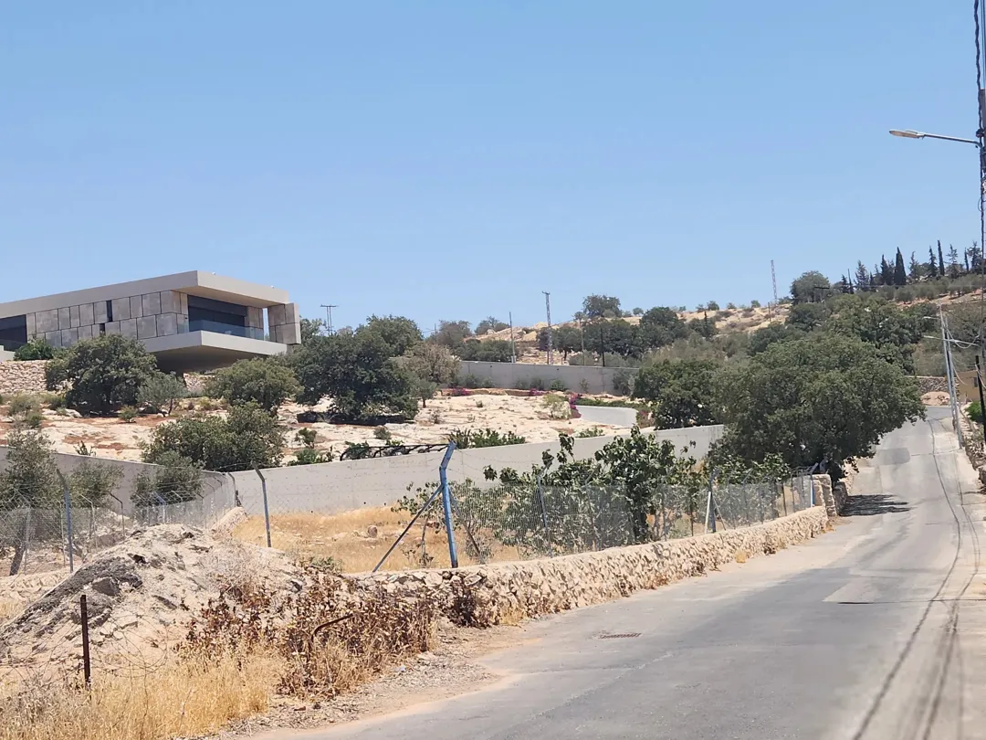 شقة فاخرة في بدر الجديدة عمان الغربية حي الاميرات الرقيقة