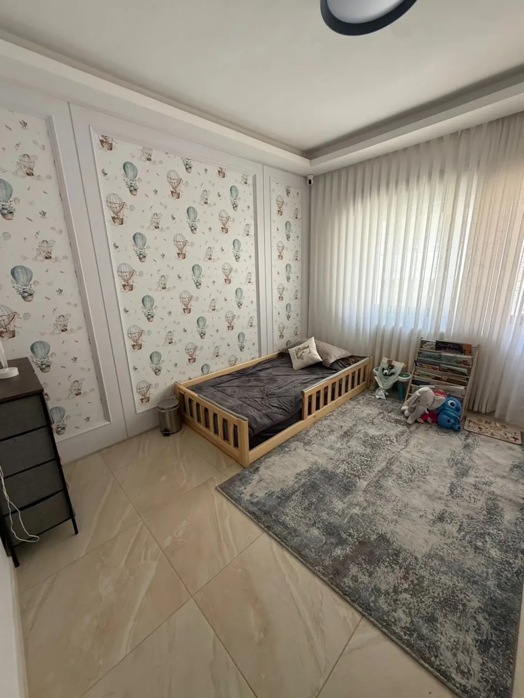 شقه بالكرسي مميزه طابق ثالث مع إطلاله رائعه بسعر ممتاز