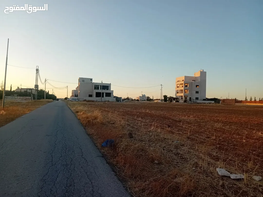 أرض مميزة للبيع في الطنيب مقابل جامعة الإسراء