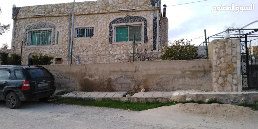 مزرعة ريفية للبيع في جرش – الرشايدة بإطلالة جبلية مميزة