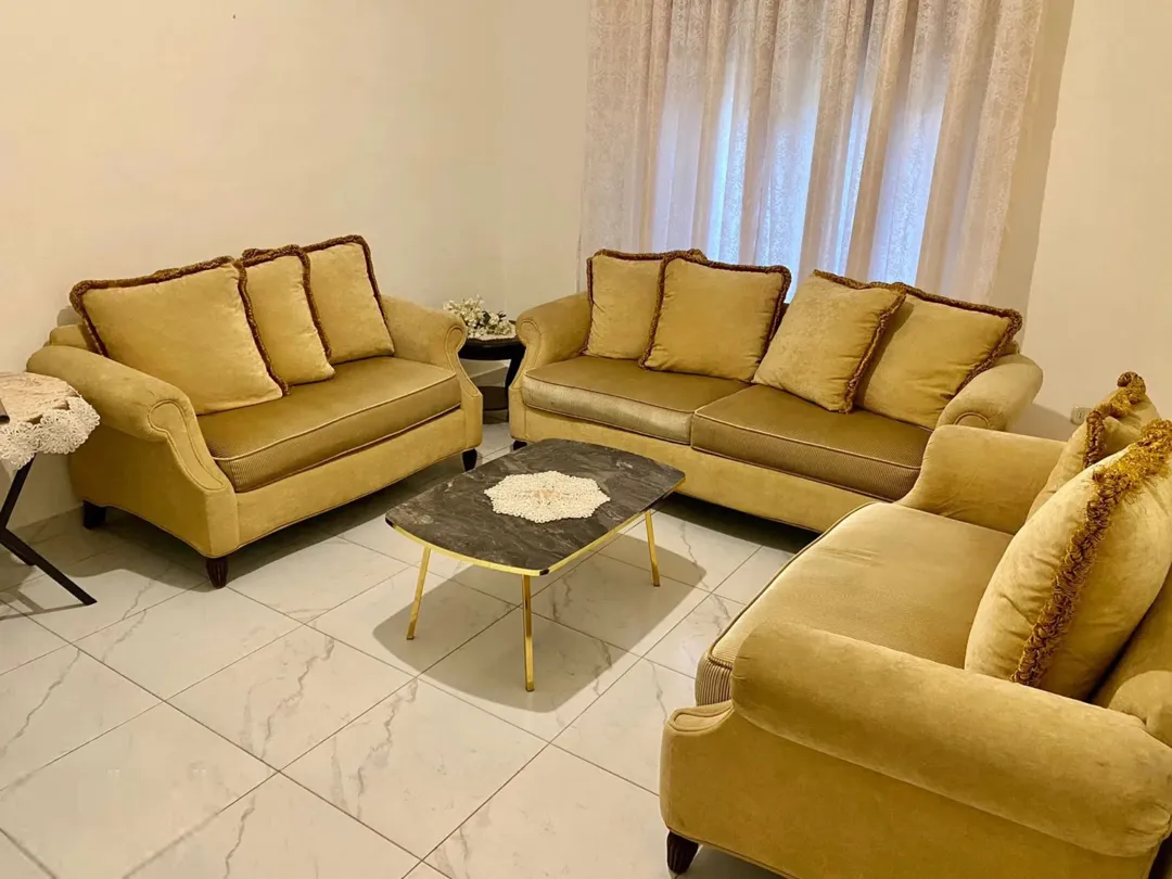 شقق مفروشة جاهزة للسكن يومي في ضاحية الرشيد