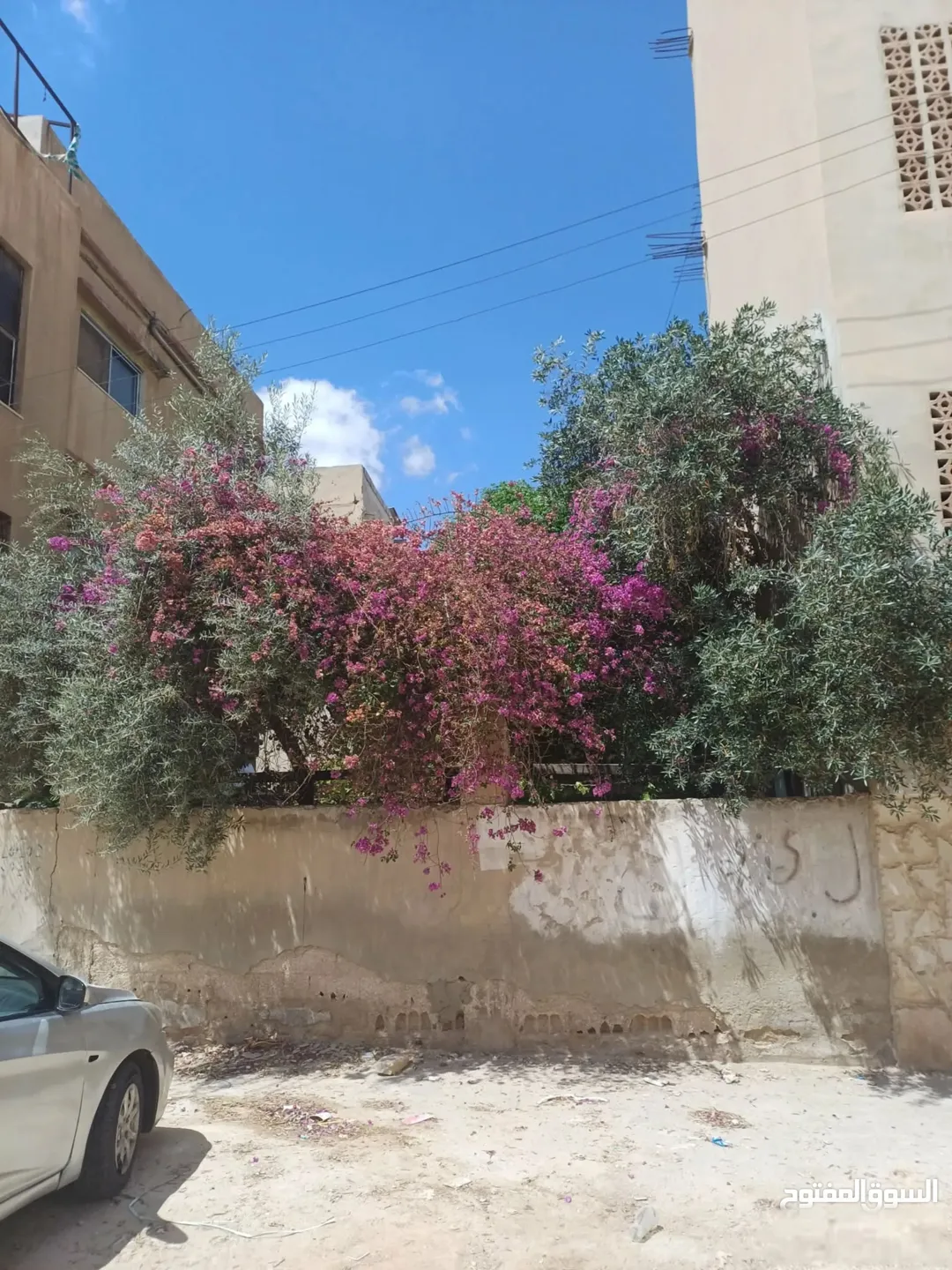 عمارة سكنية مميزة للبيع في الغويرية