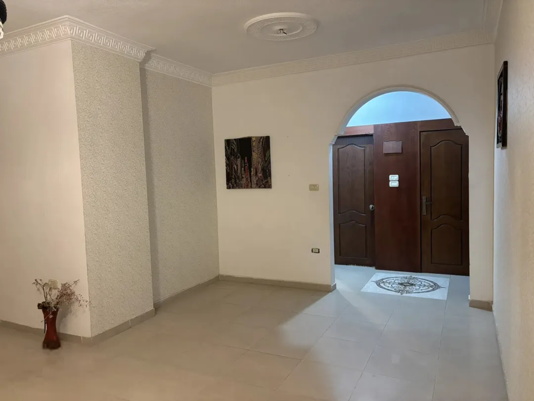 شقة للبيع في منطقة الجاردنز – عمان
