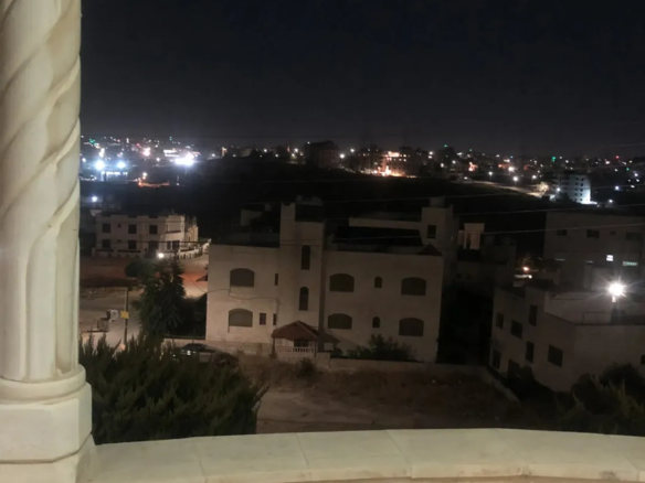 شقة مفروشة فاخرة للإيجار في البنيات | ID 746796
