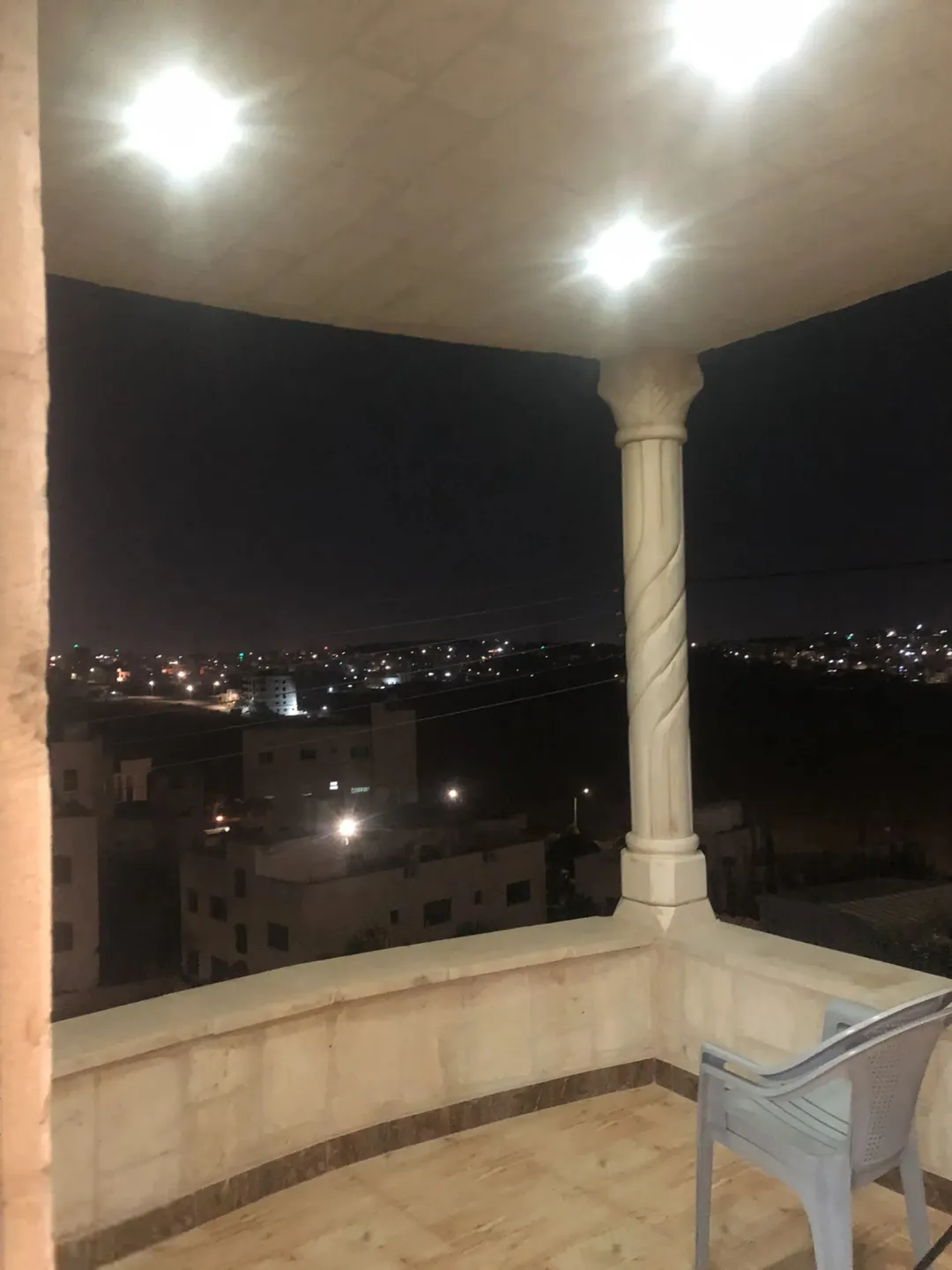 شقة مفروشة فاخرة للإيجار في البنيات | ID 746796