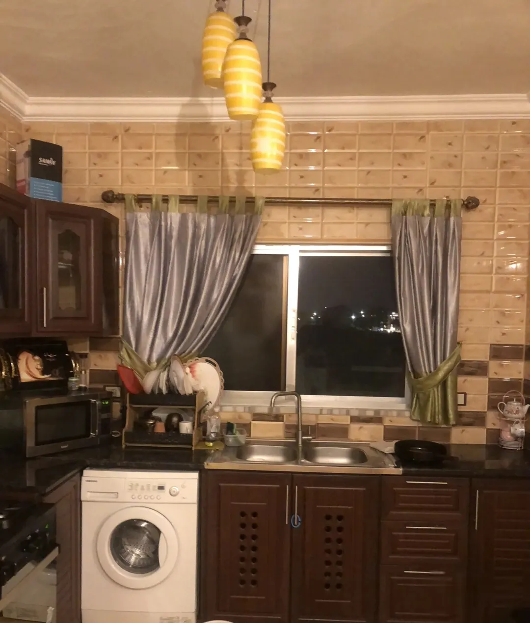 شقة مفروشة فاخرة للإيجار في البنيات | ID 746796