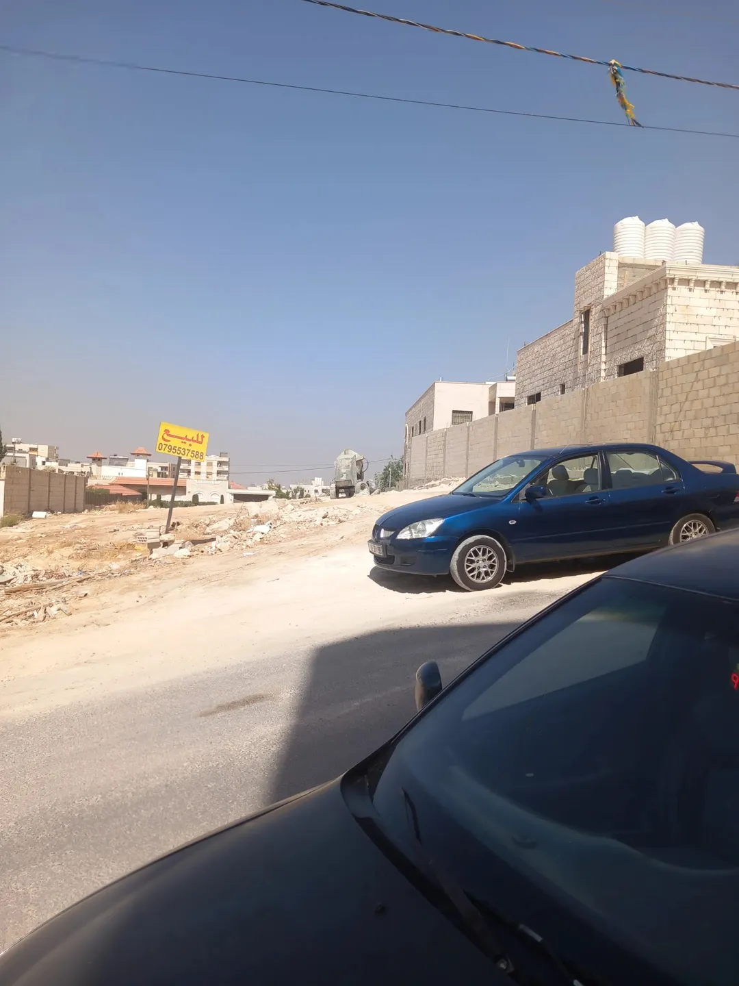 قطعة أرض سكنية مميزة بالقرب من إسكان الكهرباء
