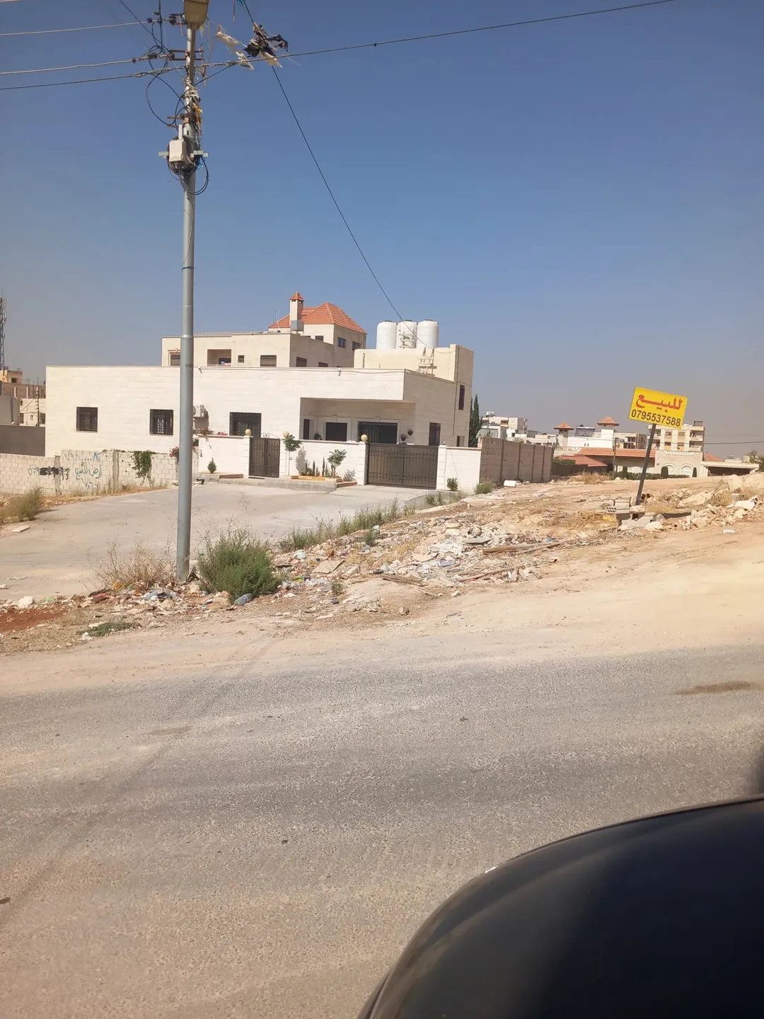 قطعة أرض سكنية مميزة بالقرب من إسكان الكهرباء