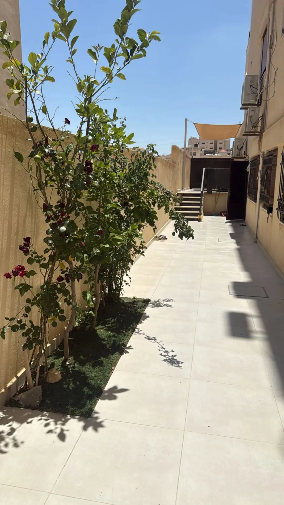 شقة للبيع في الزرقاء الجديدة – شارع الوينك