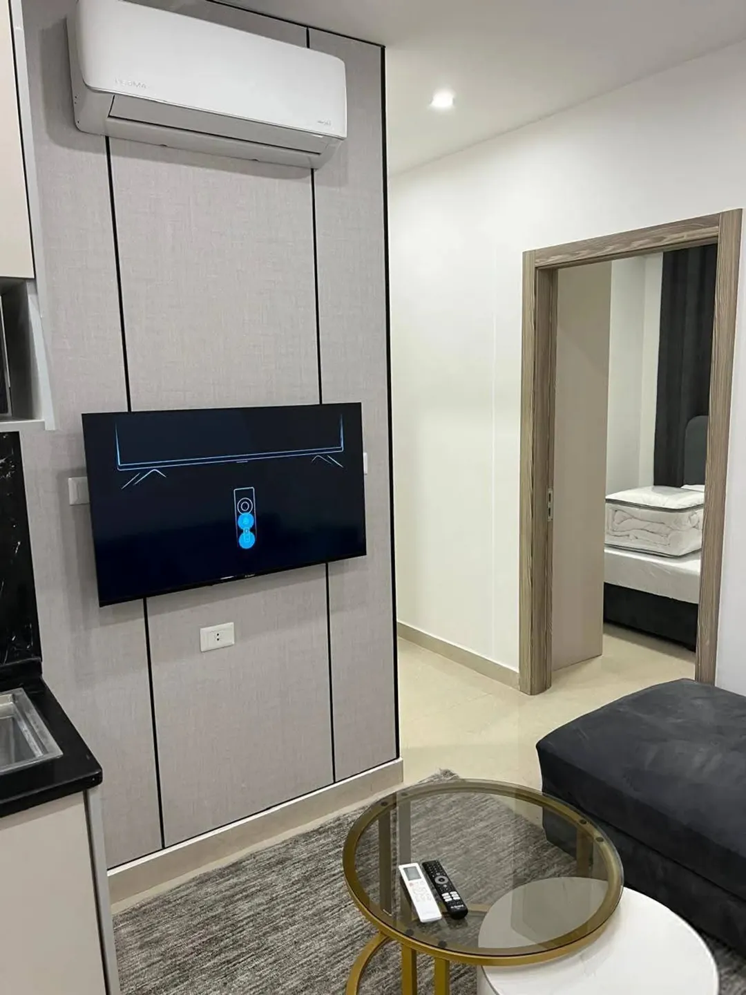 شقق مفروشة فاخرة للإيجار في كمباوندالجبيهة الجديد مقابل البوابة الشمالية للجامعة الأردنية