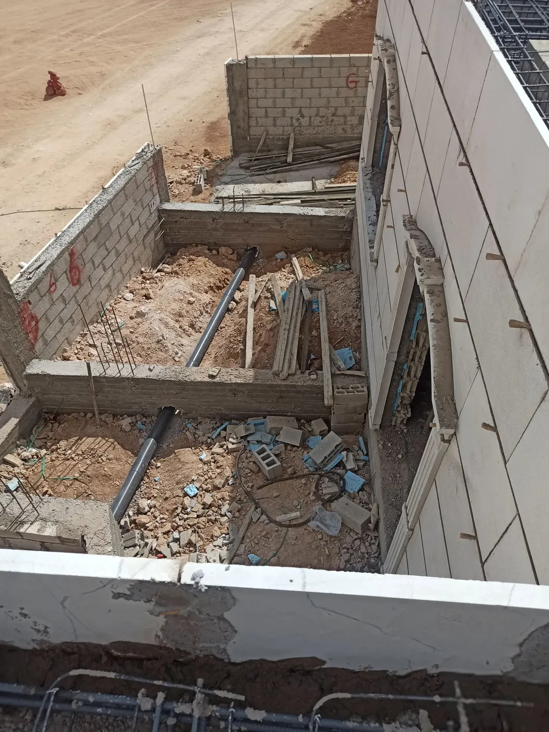 فيلا عظم أربع واجهات حجر الواجهه الاماميه 50سم