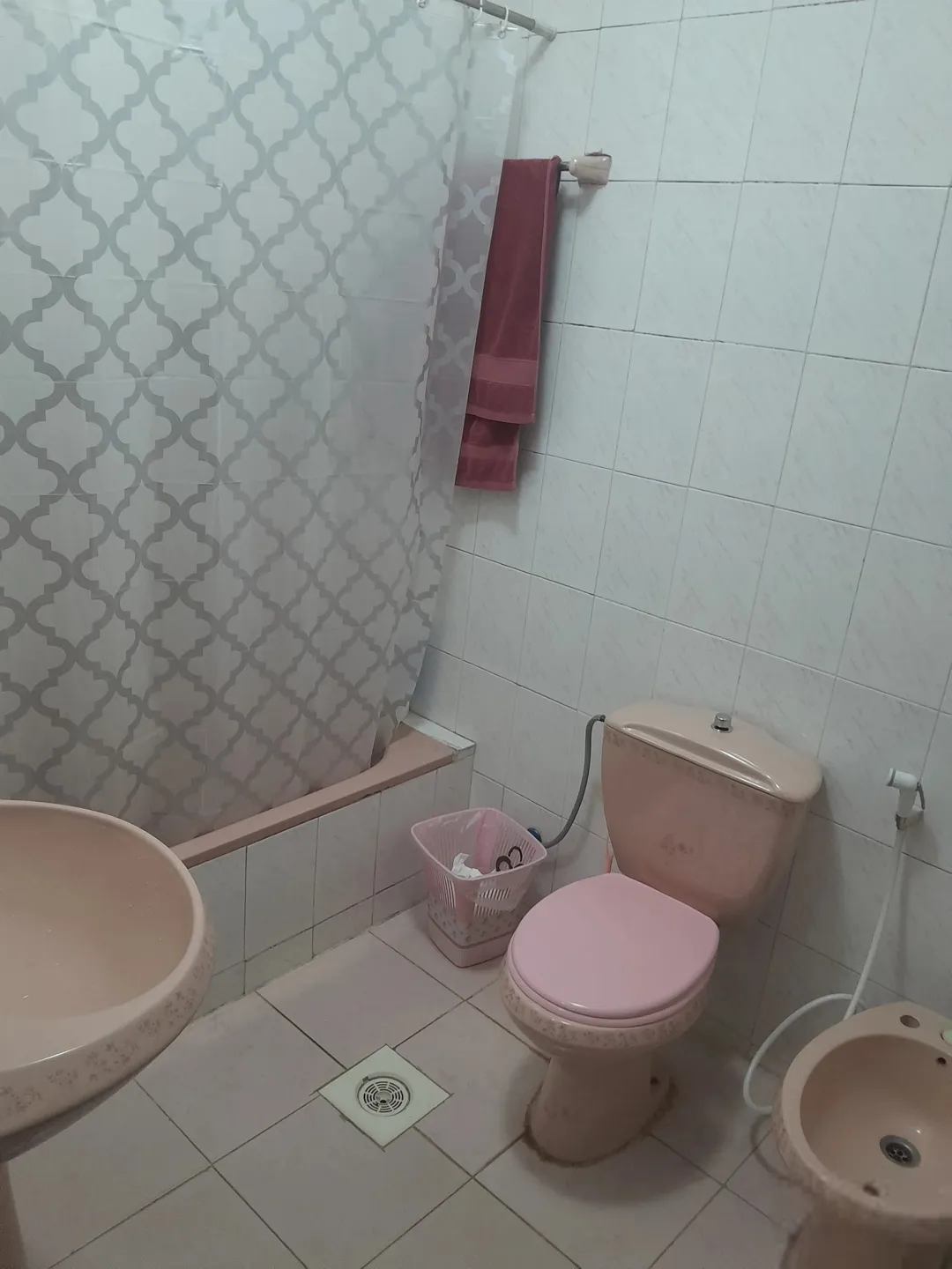 بيت نصف وحدة للبيع في منطقة الوحدات – عمان