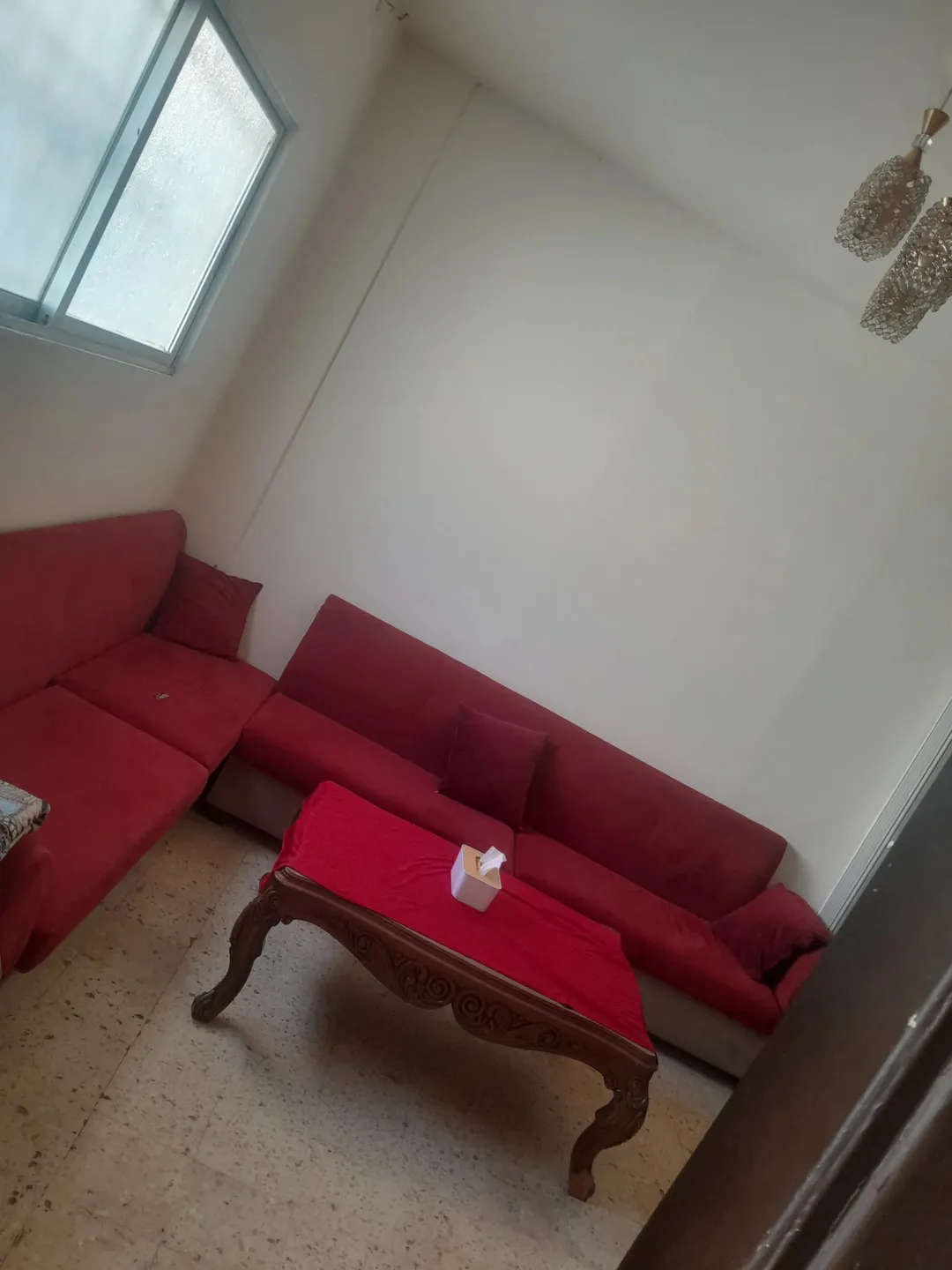بيت نصف وحدة للبيع في منطقة الوحدات – عمان