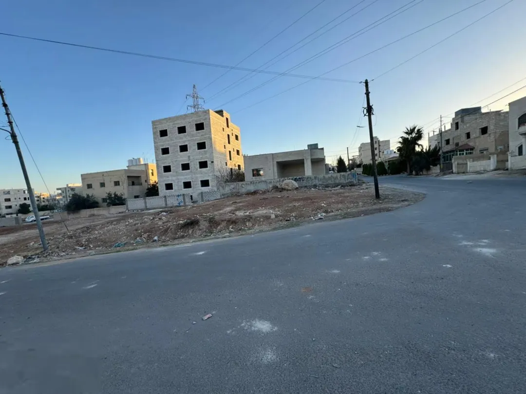 أرض سكنية مميزة للبيع في أبو علندا بمساحة 516 م2