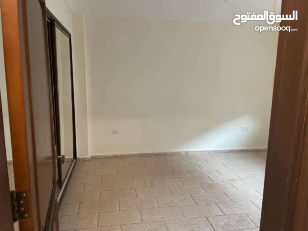 شقة للبيع موقع شارع مكة خلف ابو الدهب